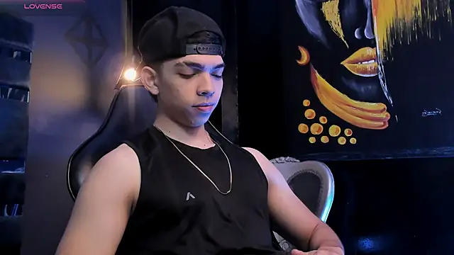 Eryonbradley online show from November 15, 11:25 am