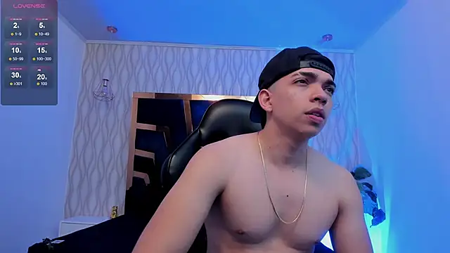 Eryonbradley online show from March 30, 11:28 pm