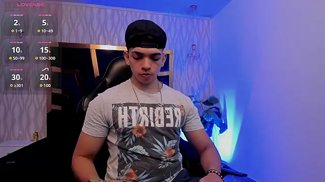 Eryonbradley online show from March 31, 11:18 pm