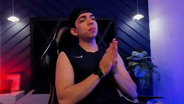 Eryonbradley online show from January 17, 11:25 am