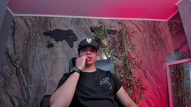 Eryonbradley online show from April 30, 11:31 pm