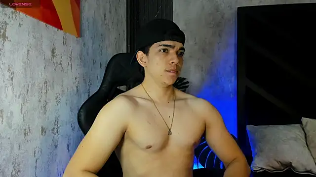 Eryonbradley online show from May 29, 12:05 am