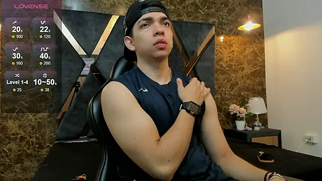 Eryonbradley online show from February 25, 11:43 am