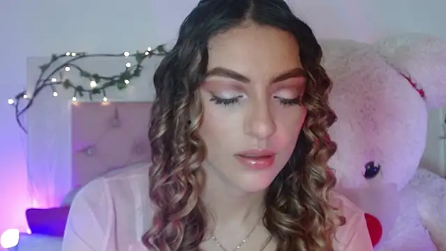 Snapshot of Ayleen_m chatting on May 26, 1:47 am Ayleen m online show from May 26, 1:47 am