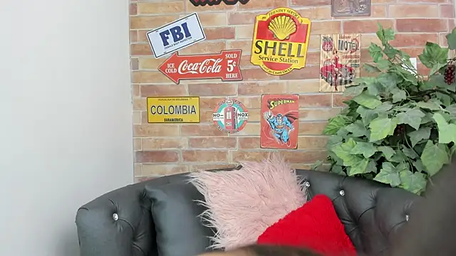 misss luxury online show from December 2, 11:01 am