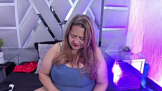 MonzerratBoyer online show from March 10, 7:18 pm