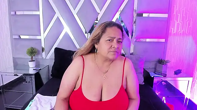 MonzerratBoyer online show from March 29, 7:04 pm