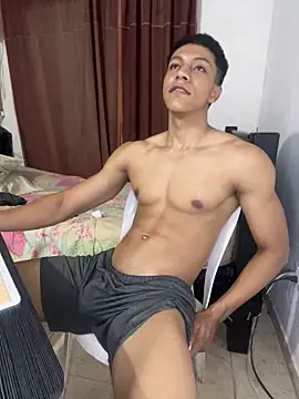 RickyEbony online show from May 5, 2:14 am