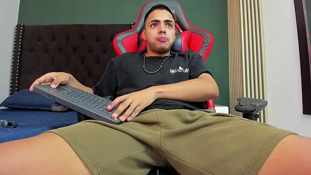 ares pain online show from April 16, 9:39 pm