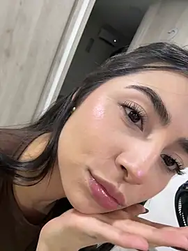 EmelyParker online show from April 4, 9:43 pm