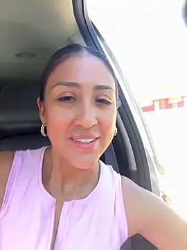 Sonnysoles online show from October 17, 6:10 pm