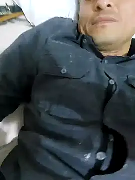 luislimafuego online show from December 17, 7:13 am