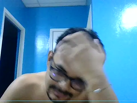 Snapshot of elturcudito chatting on February 27, 4:23 am elturcudito online show from February 27, 4:23 am