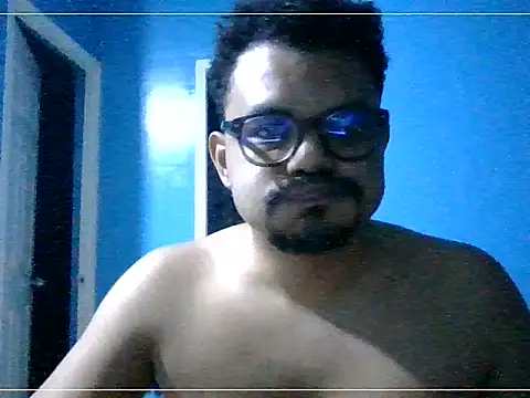 Snapshot of elturcudito chatting on March 3, 6:31 am elturcudito online show from March 3, 6:31 am