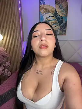 veronica hill  online show from April 11, 3:36 am