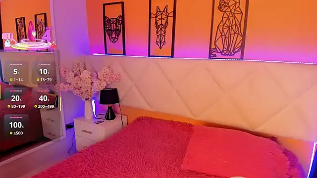 veronica hill  online show from December 17, 3:11 am