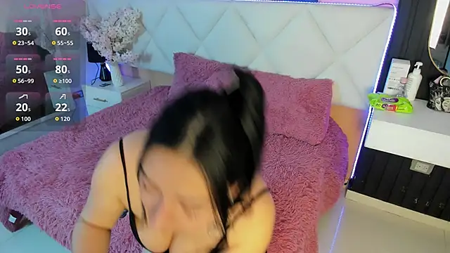 veronica hill  online show from September 11, 3:39 am