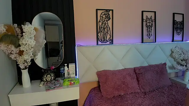 veronica hill  online show from September 9, 3:16 am