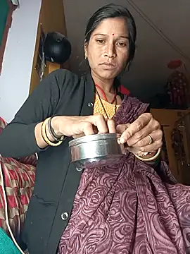 Snapshot of Sonam_pandeyji chatting on November 14, 2:10 pm Sonam pandeyji online show from November 14, 2:10 pm