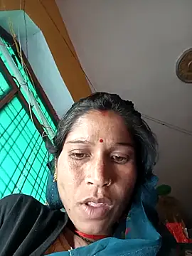 Snapshot of Sonam_pandeyji chatting on December 4, 6:34 am Sonam pandeyji online show from December 4, 6:34 am