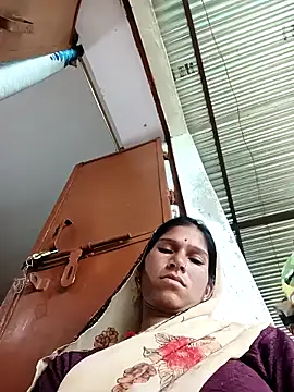Snapshot of Sonam_pandeyji chatting on September 10, 11:53 am Sonam pandeyji online show from September 10, 11:53 am