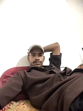 yashuuuu021 online show from April 3, 6:47 pm