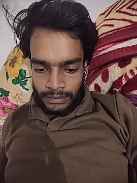 yashuuuu021 online show from October 8, 6:30 pm