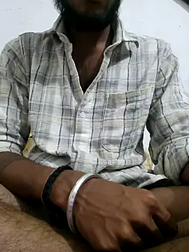 yashuuuu021 online show from October 18, 8:00 pm