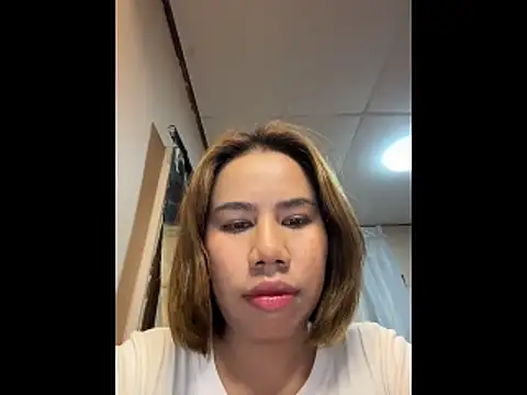 Kath C online show from November 12, 7:45 am