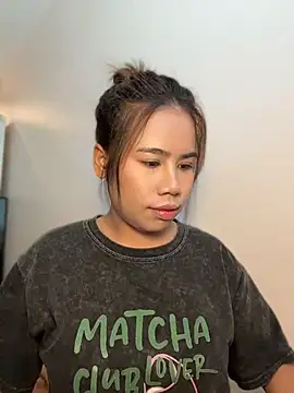 Snapshot of Kath_C chatting on July 13, 5:29 am Kath C online show from July 13, 5:29 am