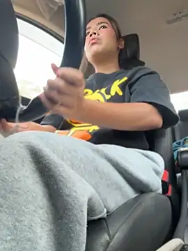 Kath C online show from April 18, 7:11 am