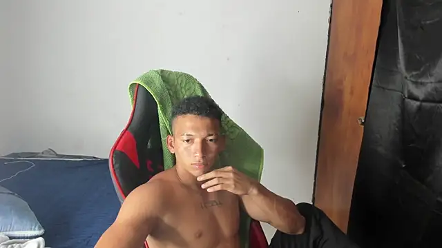 JuanchiT66 online show from March 15, 3:35 am