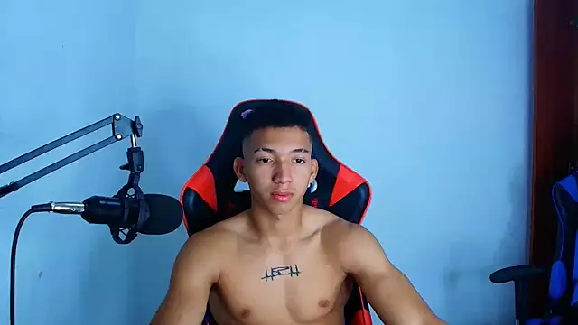 Snapshot of JuanchiT66 chatting on September 9, 6:12 am JuanchiT66 online show from September 9, 6:12 am