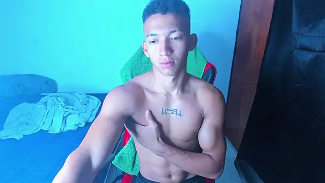 JuanchiT66 online show from April 22, 2:13 pm
