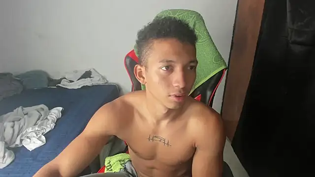 JuanchiT66 online show from March 28, 12:11 am