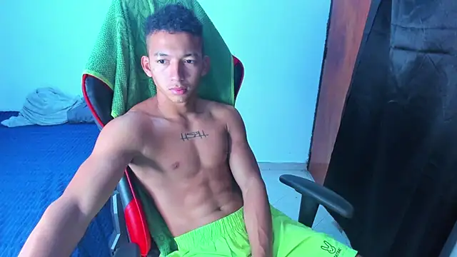 JuanchiT66 online show from May 5, 12:52 pm