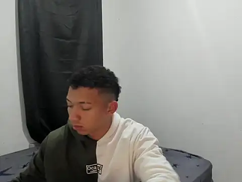 JuanchiT66 online show from December 19, 7:11 am