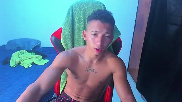 JuanchiT66 online show from April 5, 3:13 am