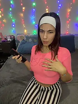 Jesicamartinezok online show from May 26, 4:32 am