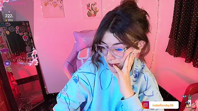 isaferrer06 online show from October 29, 4:11 am