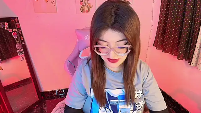 isaferrer06 online show from November 20, 4:57 am