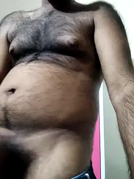 Snapshot of hairyboywithblackdick chatting on November 5, 4:59 am hairyboywithblackdick online show from November 5, 4:59 am