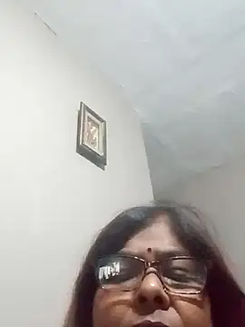 Snapshot of mileesha chatting on October 10, 7:04 pm mileesha online show from October 10, 7:04 pm