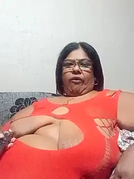 mileesha online show from February 24, 8:10 pm