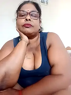 Snapshot of mileesha chatting on January 29, 12:13 pm mileesha online show from January 29, 12:13 pm