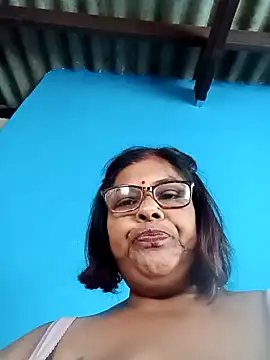 Snapshot of mileesha chatting on February 10, 12:08 pm mileesha online show from February 10, 12:08 pm