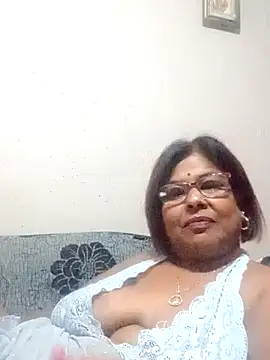 Snapshot of mileesha chatting on December 2, 6:53 pm mileesha online show from December 2, 6:53 pm