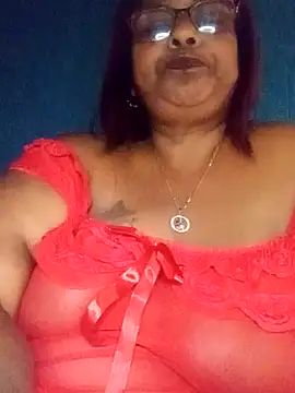 Snapshot of mileesha chatting on July 6, 6:32 pm mileesha online show from July 6, 6:32 pm