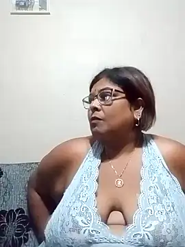 Snapshot of mileesha chatting on November 7, 6:34 pm mileesha online show from November 7, 6:34 pm