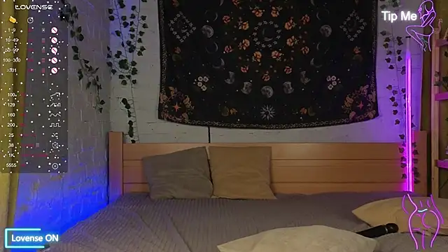 Bekky Hammon online show from October 29, 3:27 am